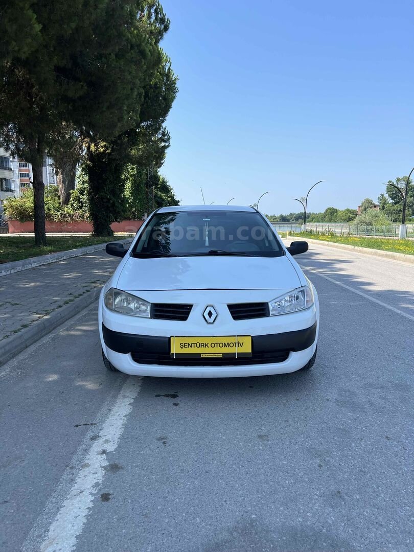 Galeriden Renault Megane 1.6 Authentique 2004 Model Samsun 345.000 km Beyaz 6