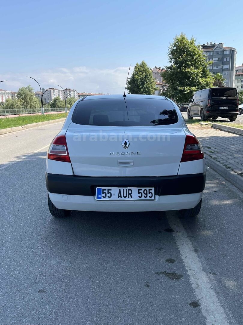 Galeriden Renault Megane 1.6 Authentique 2004 Model Samsun 345.000 km Beyaz 7