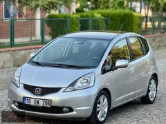 2010 MODEL JAZZ 1.4 İ-SHİFT İLK SAHİBİNDEN MASRAFSIZ 139.000 KM