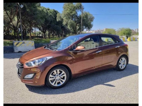 Sahibinden Hyundai i30 1.6 CRDi CW Elite 2012 Model 