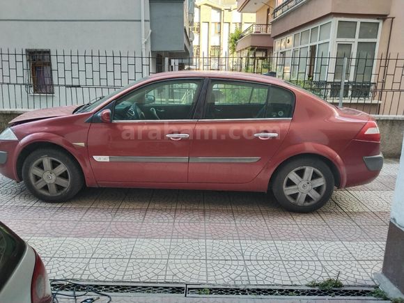 Sahibinden Renault Megane 1.6 Dynamique 2004 Model  280.000 km Bordo