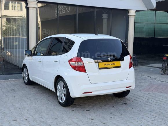 OCEAN AUTO'DAN HONDA JAZZ