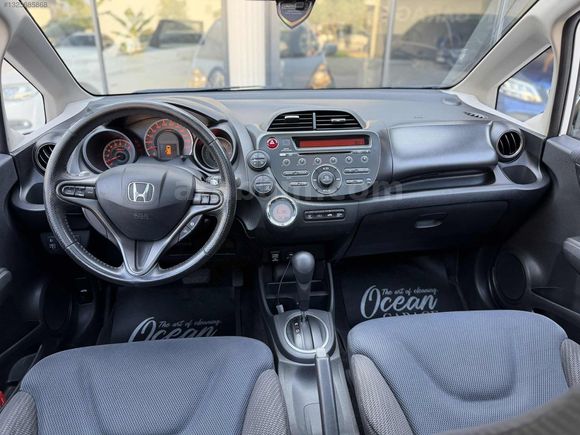 OCEAN AUTO'DAN HONDA JAZZ