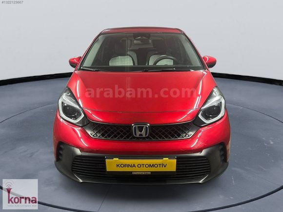 36 AY TAKSİTLE 2025 HONDA JAZZ HYBRİD ELEGANCE *BOYASIZ *6.001KM