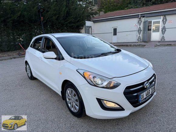 2015 HYUNDAİ İ.30 İLK EL'den 1.6 CRDİ DİZEL + OTOMATİK