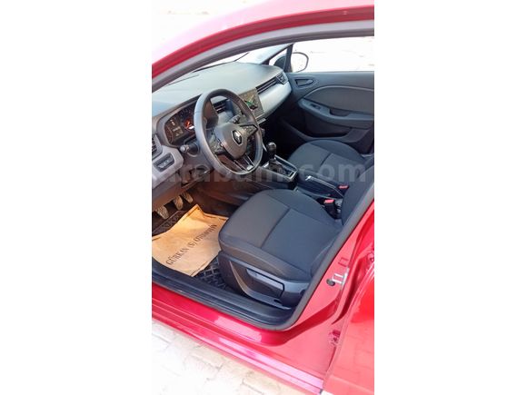Sahibinden Renault Clio 1.0 SCe Joy 2023 Model