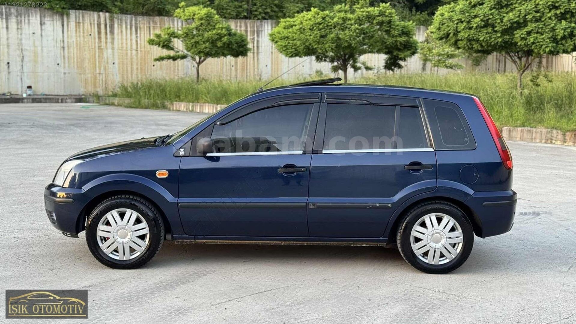 Galeriden Ford Fusion 1.6 Lux 2004 Model Samsun 326.000 km Mavi 5