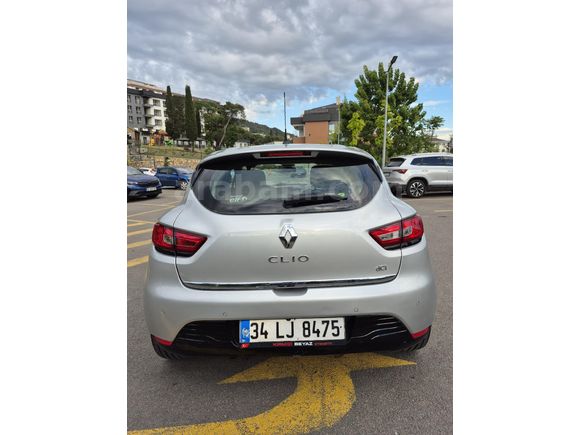 Acil Sahibinden Renault Clio 1.5 dCi Icon 2015 Model