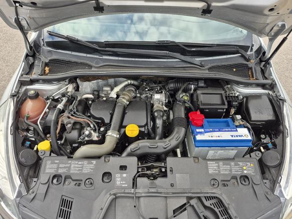 Acil Sahibinden Renault Clio 1.5 dCi Icon 2015 Model