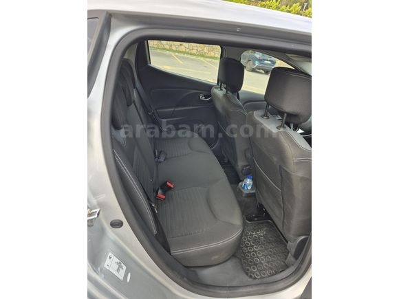 Acil Sahibinden Renault Clio 1.5 dCi Icon 2015 Model