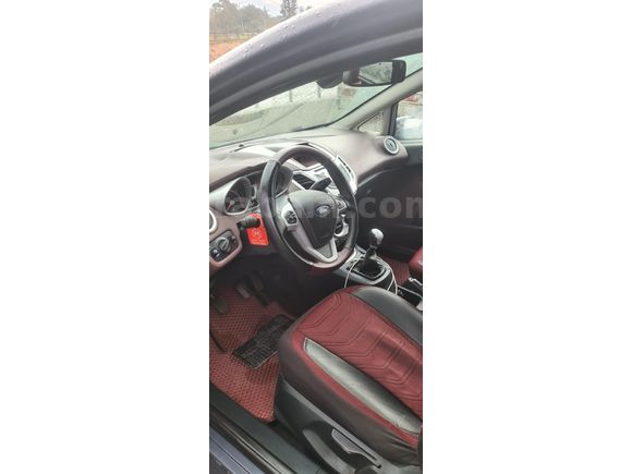 Sahibinden Ford Fiesta 1.4 Titanium X 2011 Model
