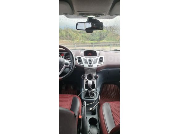 Sahibinden Ford Fiesta 1.4 Titanium X 2011 Model
