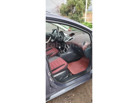 Sahibinden Ford Fiesta 1.4 Titanium X 2011 Model