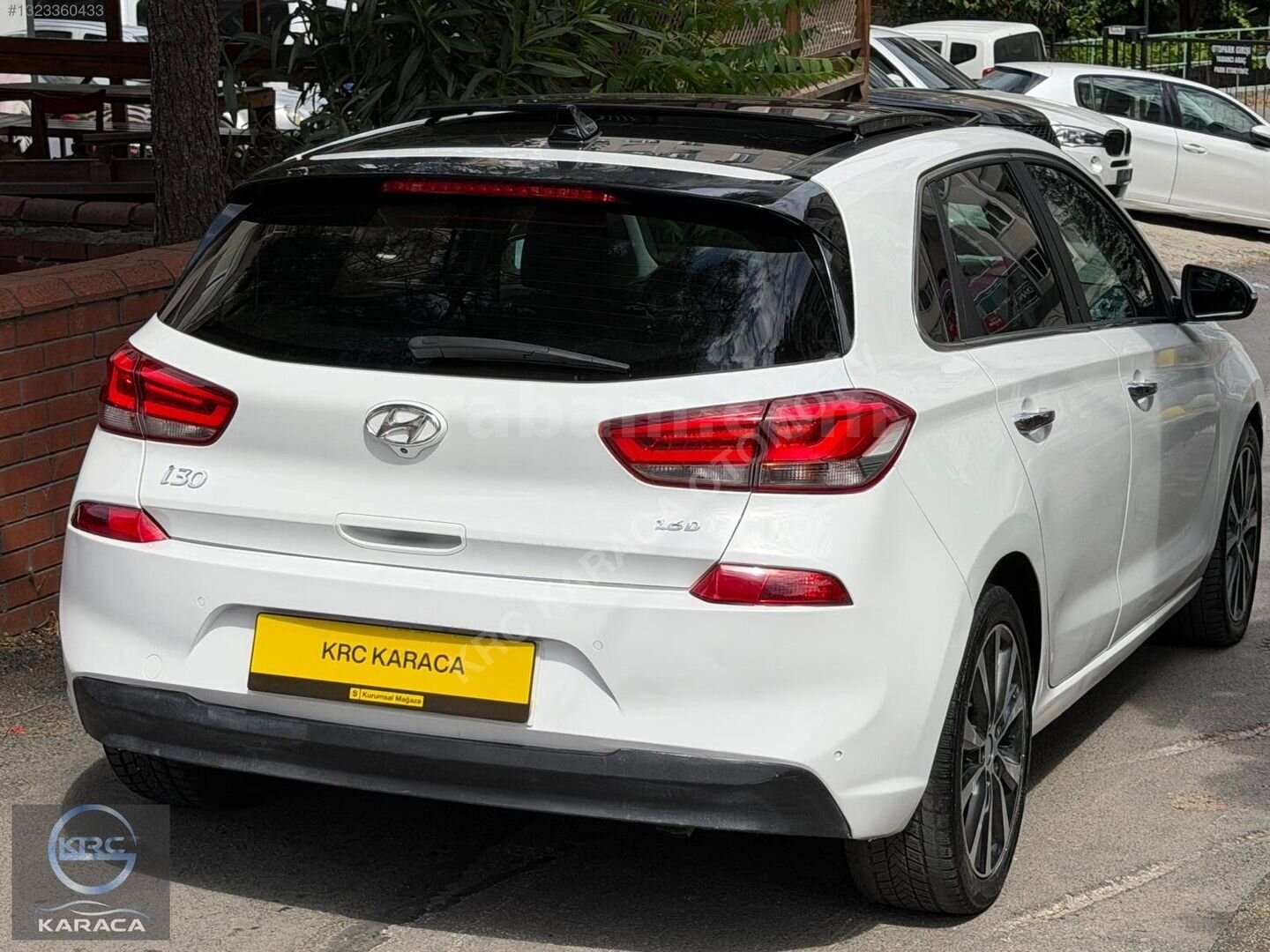 Galeriden Hyundai i30 1.6 CRDi Elite Plus Smart 2017 Model İstanbul 203.000 km Beyaz 7