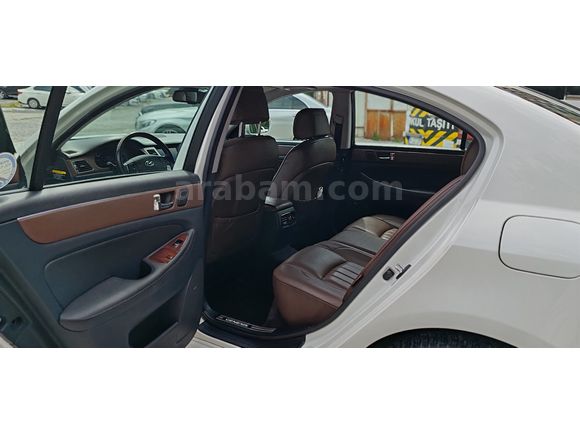 Sahibinden Hyundai Genesis 3.8 2010 Model 
