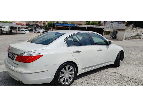 Sahibinden Hyundai Genesis 3.8 2010 Model 