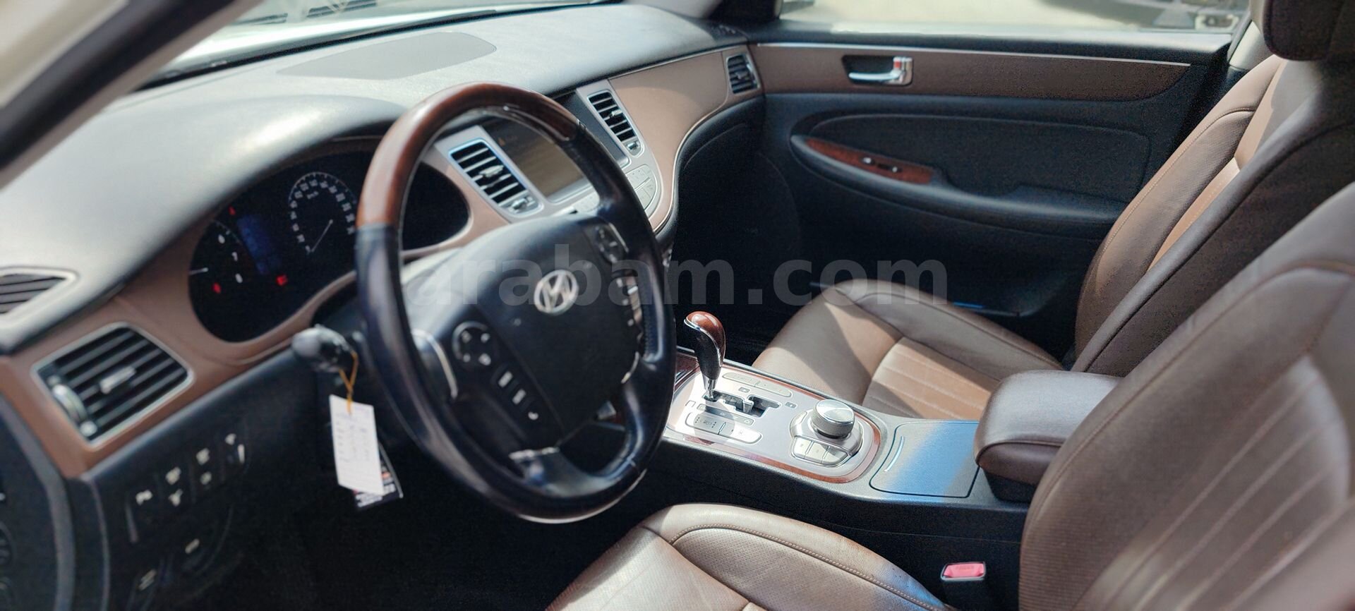 Sahibinden Hyundai Genesis 3.8 2010 Model İstanbul 110.773 km Beyaz 2