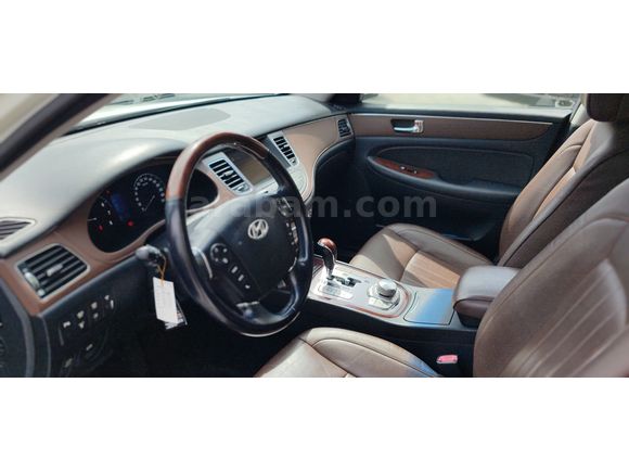 Sahibinden Hyundai Genesis 3.8 2010 Model 