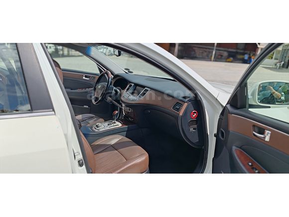 Sahibinden Hyundai Genesis 3.8 2010 Model 