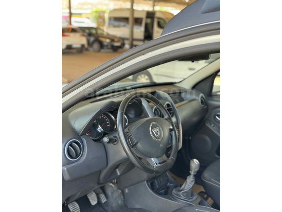 M.KARAKOYUN AUTO DAN Dacia Duster 1.5 dCi Laureate 2016 Model Şanlıurfa