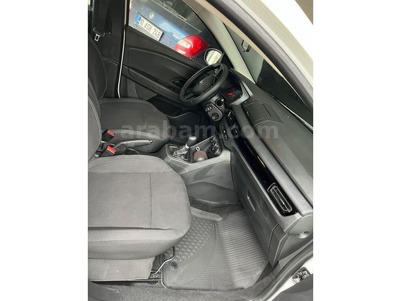 Sahibinden Renault Taliant 1.0 T Joy 2023 Model 