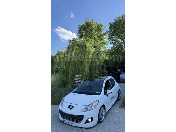 Sahibinden Peugeot 207 1.4 HDi Urban Move 2012 Model 