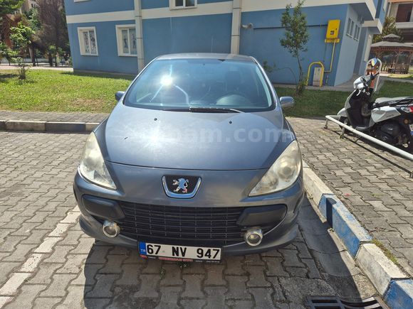 Sahibinden 215 bin km de Kazasız Temiz Peugeot 307 