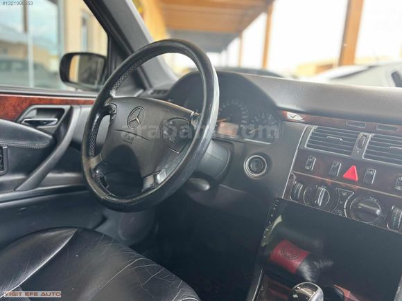 K.KARTINA 0 FAİZ 2001 MERCEDES E200 ELEGANCE DEĞİŞENSİZ DÜŞÜKM