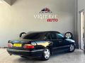 K.KARTINA 0 FAİZ 2001 MERCEDES E200 ELEGANCE DEĞİŞENSİZ DÜŞÜKM
