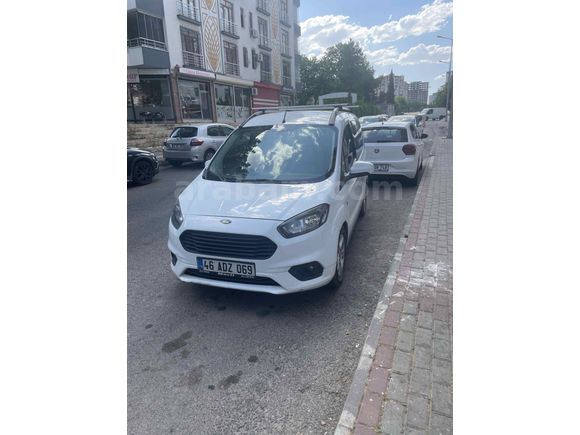 Sahibinden Ford Tourneo Connect 1.5 EcoBlue Deluxe 2020 Model  154.000 km Beyaz