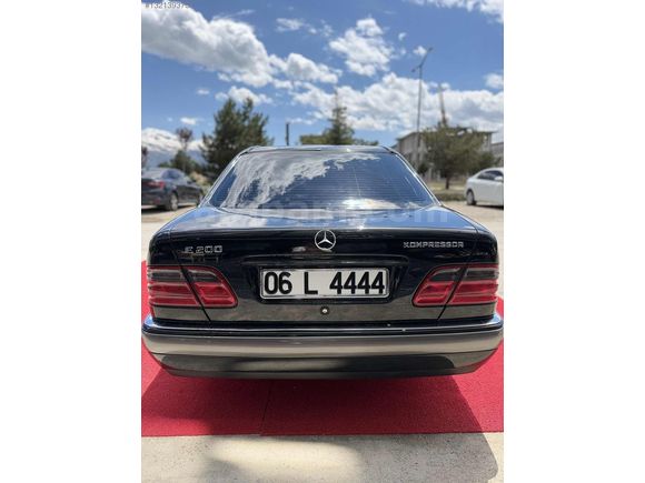 MİSS AUTO DAN EMSALSİZ E200 KOMPRESÖR
