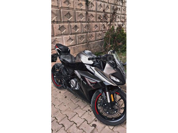 4650 km de + kask + intercom + 2 lt motul yağ