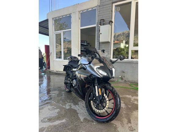 4650 km de + kask + intercom + 2 lt motul yağ