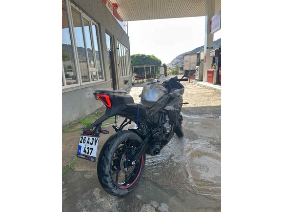 4650 km de + kask + intercom + 2 lt motul yağ