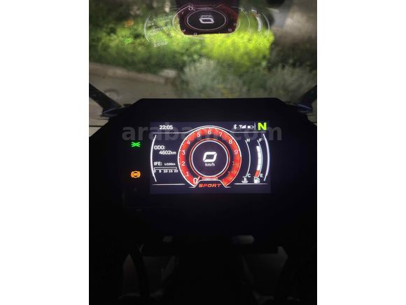 4650 km de + kask + intercom + 2 lt motul yağ