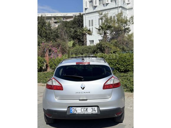 Sahibinden Renault Megane 1.6 Privilege 2010 Model 