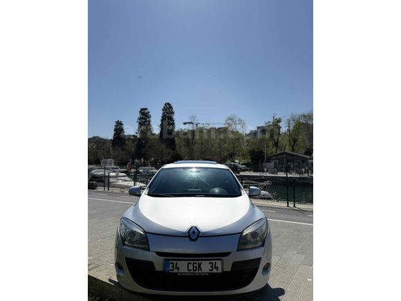 Sahibinden Renault Megane 1.6 Privilege 2010 Model 