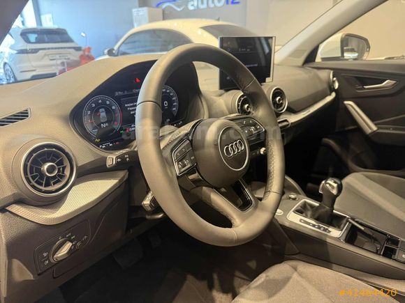 2025 AUDİ Q2 35 TFSI ADVANCED CAM TAVANLI+ELEKTİRİKLİ BAGAJ