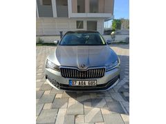Sahibinden Bakımlı Boyasız Temiz Skoda SuperB 1.5 TSI Prestige 2020 Model