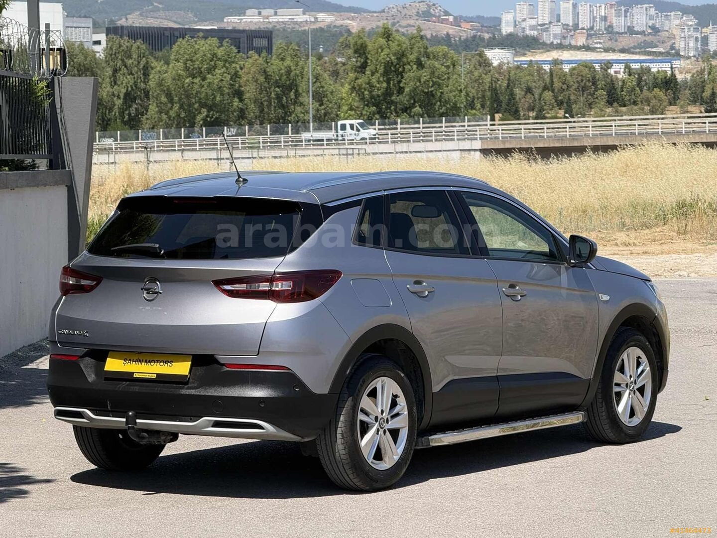 Galeriden Opel Grandland X 1.2 T Edition 2021 Model İzmir 108.000 km Gri 4