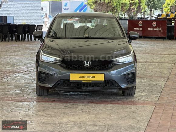 AUTO KİBAR-2022 MODEL HONDA CİTY 1.5 i-VTEC 137.000 KM OTOMATİK