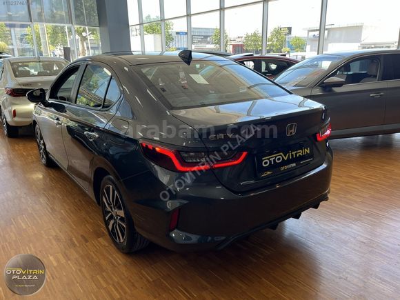2022 MODEL HONDA CİTY 4D EXECUTİVE AT