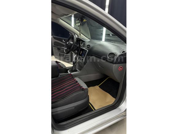 Sahibinden Ford Focus 1.6 TDCi Collection 2011 Model