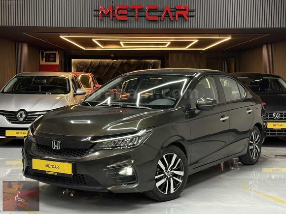 *1.59 KREDİ*2023 ÇIKIŞLI CITY GERİ GÖRÜŞ/CAR PLAY/LED/68.000 KM!