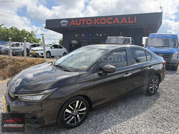 AUTO KOCAALİ HONDA CİTY HATASIZ BOYASIZ