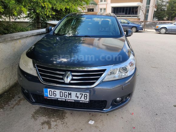 Memurdan Latitude 1.5 dCi Executive (Full)