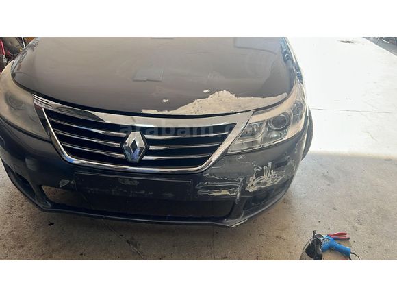 Memurdan Latitude 1.5 dCi Executive (Full)