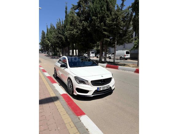 Sahibinden Mercedes - Benz CLA 180 CDI AMG 2015 Model  214.000 km Beyaz