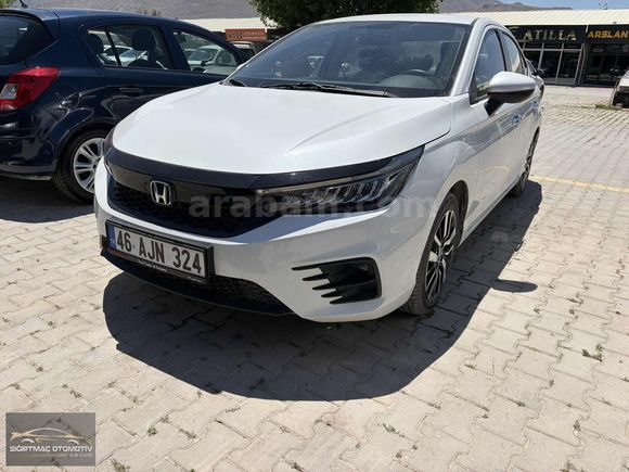 2024 HONDA CİTY 1.5 EXECUTİVE LPĞ 16.000 KM de HATASIZ BOYASIZ