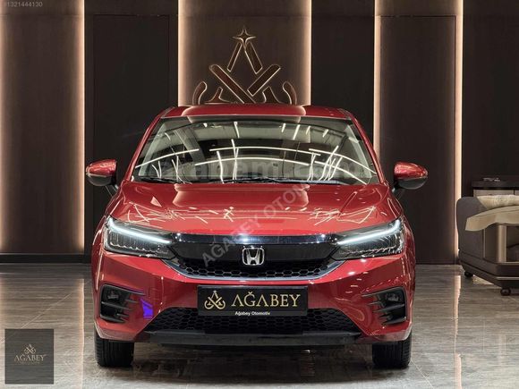 AĞABEY'DEN 2024 HONDA CİTY 1.5 İ-VTEC EXECUTİVE HATASIZ